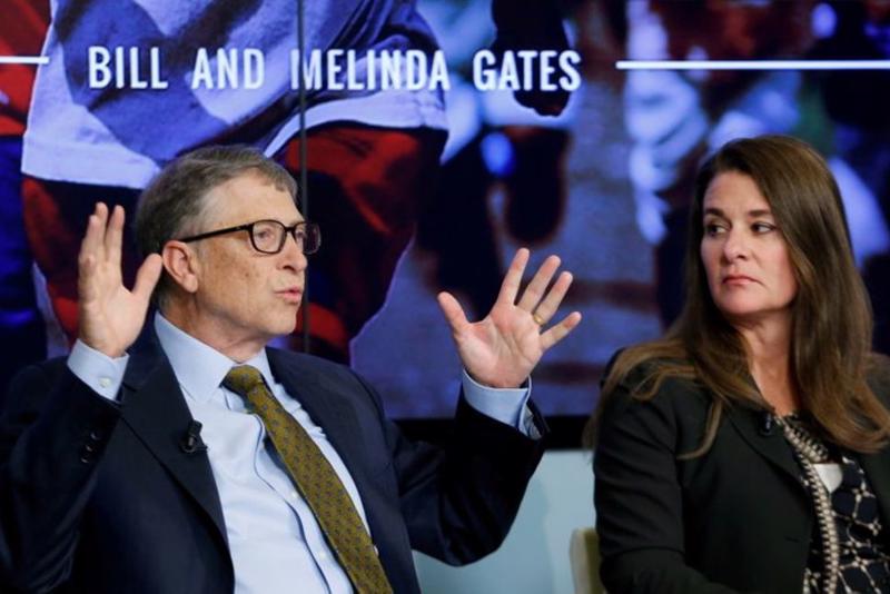 Ông Bill Gates và bà Melinda Gates tại một sự kiện ở Brussels, Bỉ ngày 22/1/2015 - Ảnh: Reuters