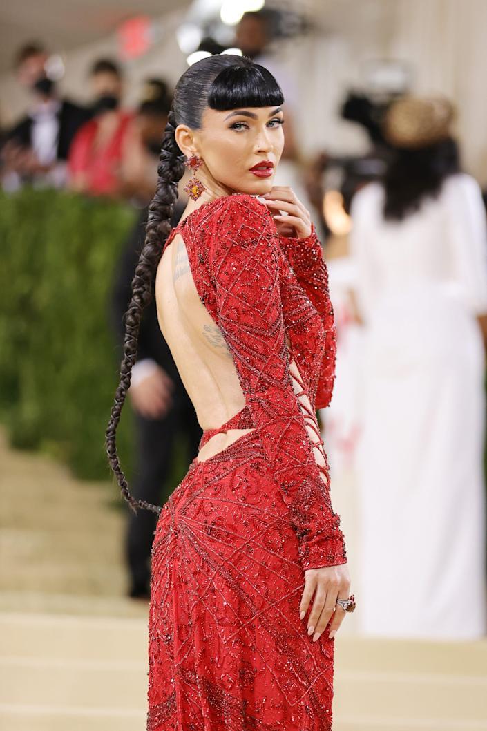 'Bom sex' Megan Fox cùng loạt mỹ nhân đua nhau hở bạo ở Met Gala