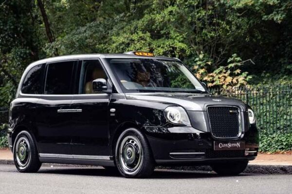 Khám phá taxi giá 145.000 USD, sang trọng nhất thế giới