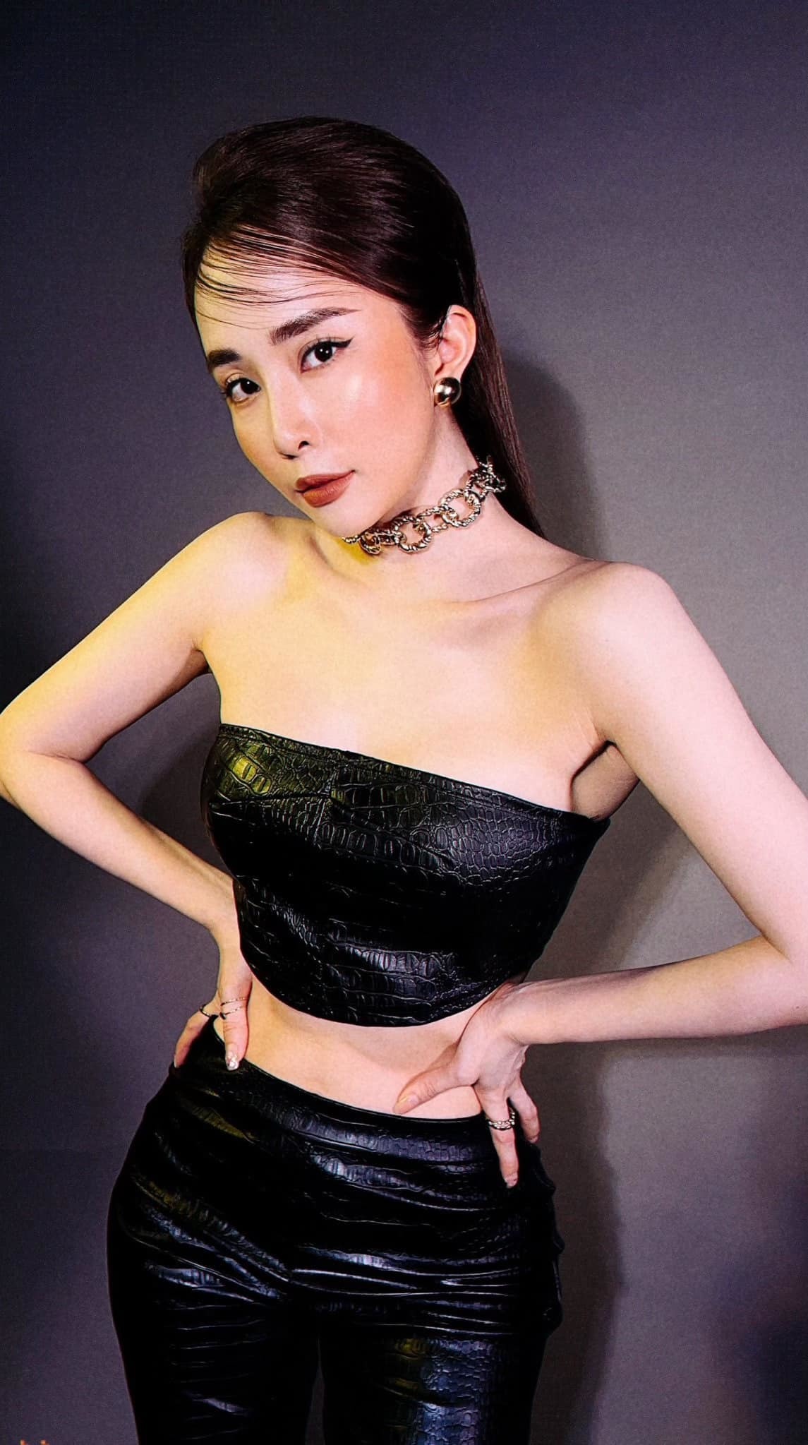 Quỳnh Nga đẹp mặn mà, quyến rũ ở tuổi 33