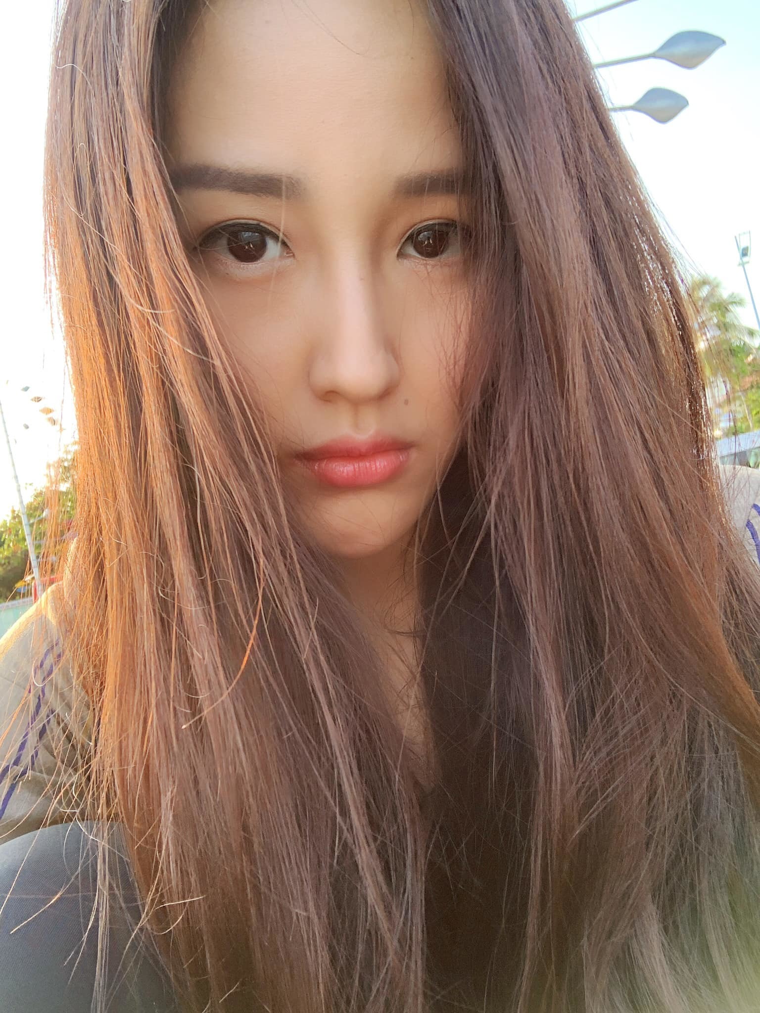 truong-ngoc-anh-mai-phuong-thuy-o-nha-xue-xoa-van-dep-1 Trương Ngọc Ánh, Mai Phương Thúy mặt mộc vẫn xinh đẹp