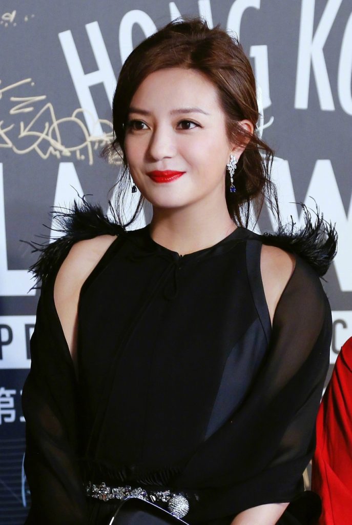 Trieu Vy bi tay chay anh 1