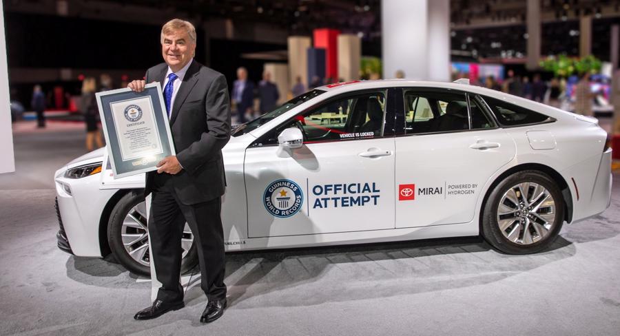 Toyota Mirai vừa chính thức lập kỷ lục Guinness mới về xe điện bằng chạy pin nhiên liệu dài nhất thế giới.