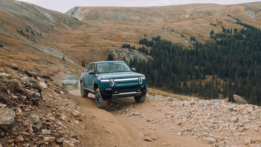 2022-rivian-r1t-automotor4-1 Công ty khởi nghiệp có trụ sở tại Irvine, California, trong tài liệu đệ trình với Ủy ban Chứng khoán và sàn Giao dịch Mỹ đã liệt kê quy mô của đợt chào bán cổ phiếu lần đầu là 100 triệu USD, một con số sẽ thay đổi khi các điều khoản bán cổ phần được thiết lập.