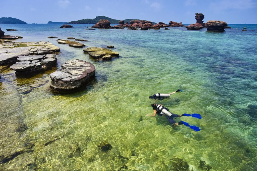 Phú Quốc khuyến khích khách đi du lịch mua tour theo chương trình trọn gói của các đơn vị kinh doanh du lịch lữ hành.