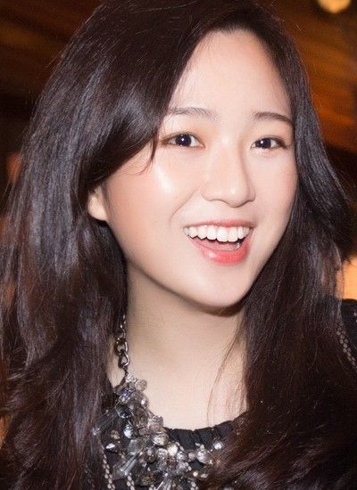 Xinh đẹp và kín tiếng, ái nữ nhà ông Đỗ Anh Dũng đang đảm nhiệm hàng loạt chức danh khủng tại Tập đoàn Tân Hoàng Minh? - Ảnh 2. Xinh đẹp và kín tiếng, ái nữ nhà ông Đỗ Anh Dũng đang đảm nhiệm hàng loạt chức danh khủng tại Tập đoàn Tân Hoàng Minh? - Ảnh 2.