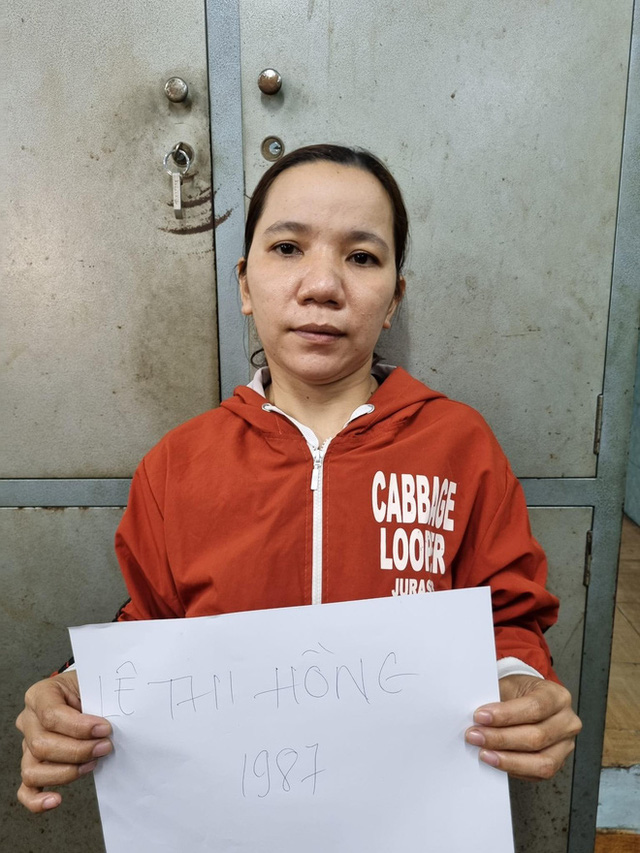 Vụ cướp trong căn biệt thự ở TP.HCM: 2 nữ giúp việc đạo diễn, trong đó có lão bà 72 tuổi đã gắn bó 20 năm - Ảnh 2. Vụ cướp trong căn biệt thự ở TP.HCM: 2 nữ giúp việc đạo diễn, trong đó có lão bà 72 tuổi đã gắn bó 20 năm - Ảnh 2.
