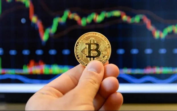 Chuyên gia: Giá Bitcoin có thể về 14.000 USD